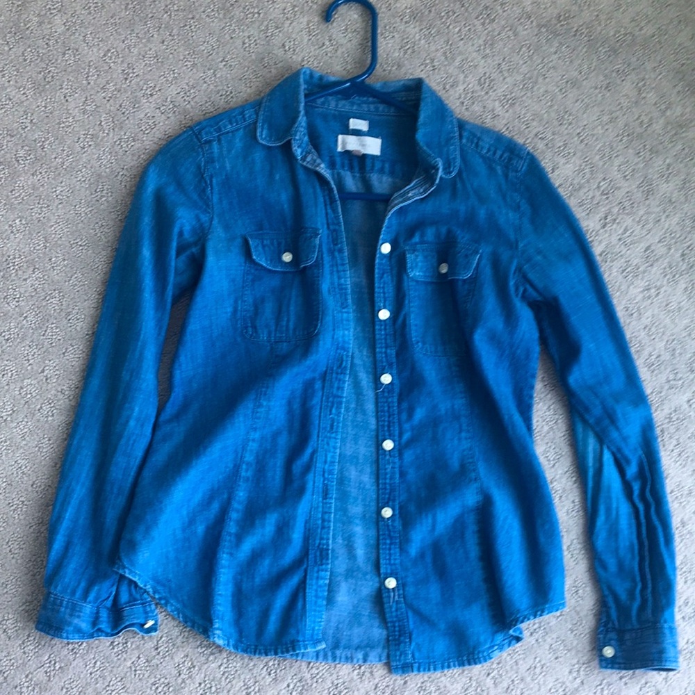 Light denim shirt, XXS, Ann Taylor loft.